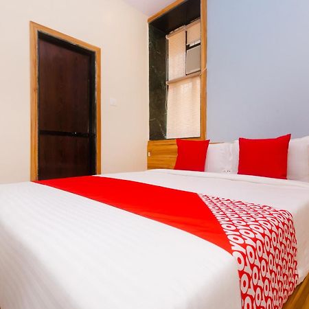 Hotel Sun City Near Saifee Hospital And Hn Reliance Hospital Bombay Extérieur photo