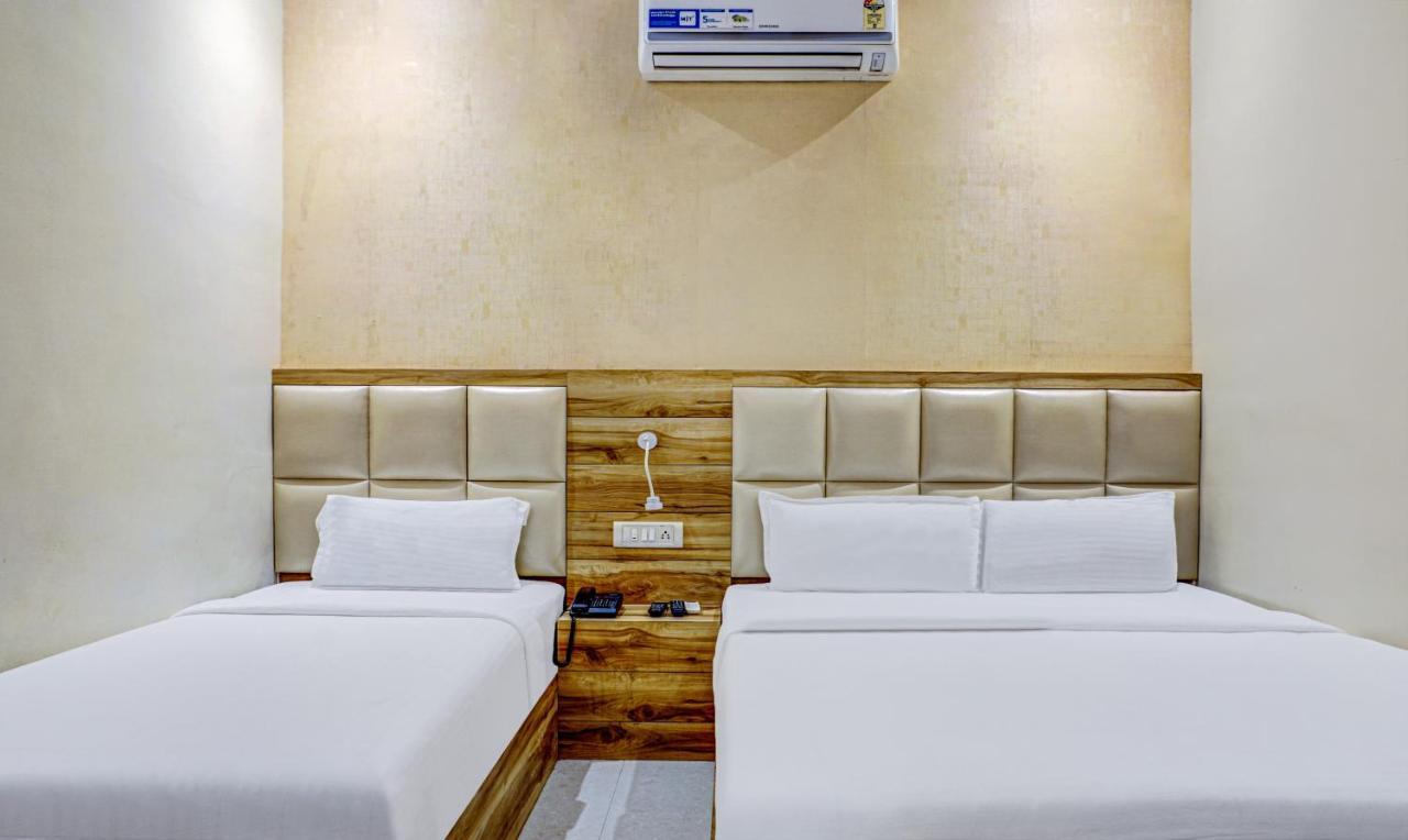 Hotel Sun City Near Saifee Hospital And Hn Reliance Hospital Bombay Extérieur photo