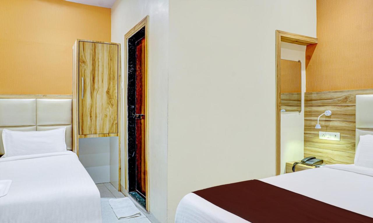 Hotel Sun City Near Saifee Hospital And Hn Reliance Hospital Bombay Extérieur photo