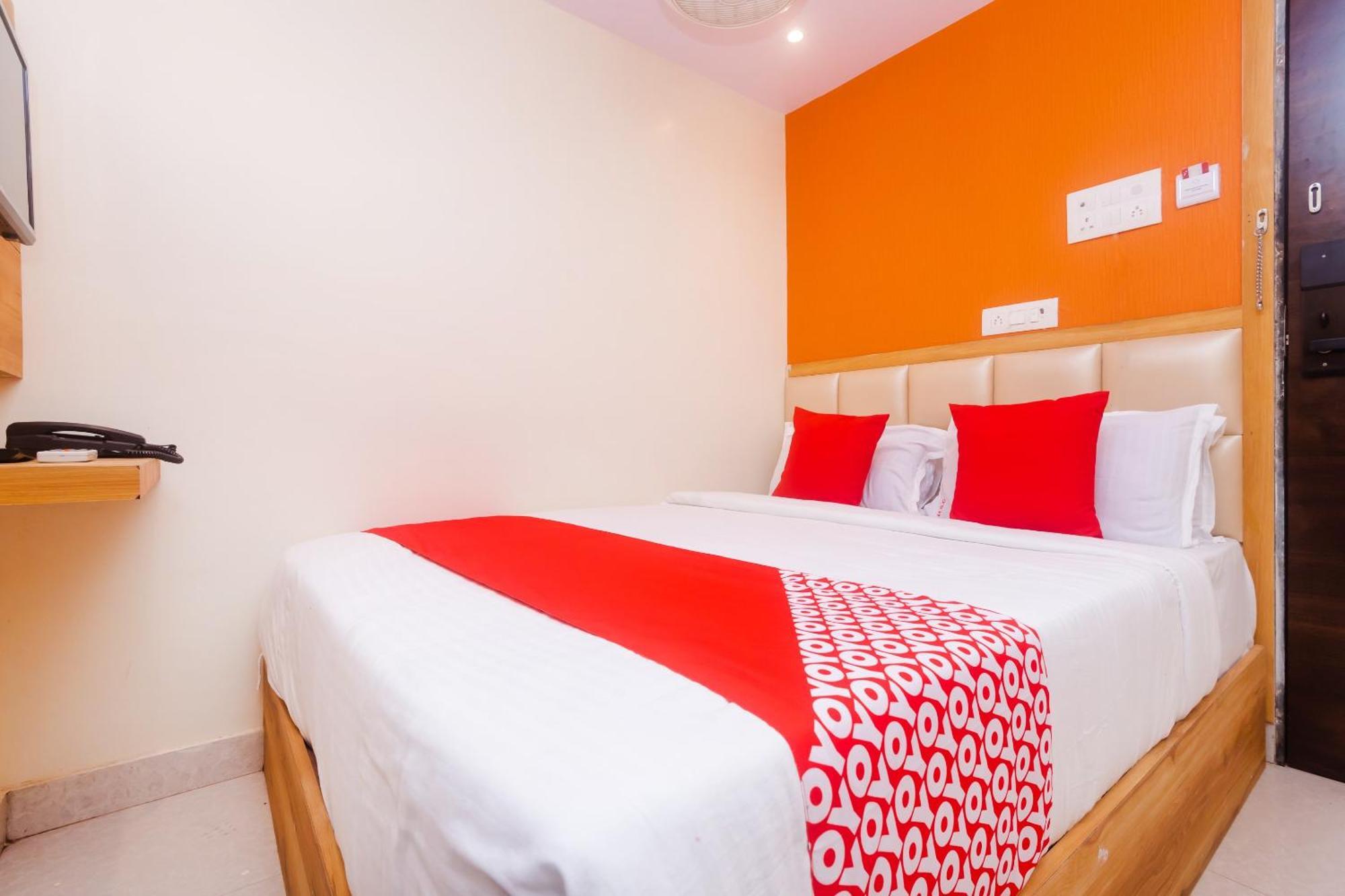 Hotel Sun City Near Saifee Hospital And Hn Reliance Hospital Bombay Extérieur photo