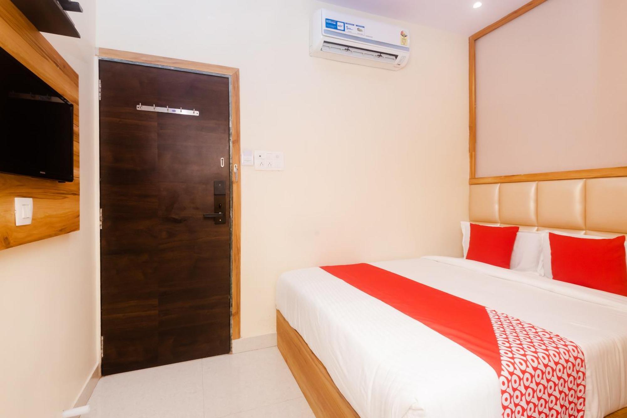 Hotel Sun City Near Saifee Hospital And Hn Reliance Hospital Bombay Extérieur photo