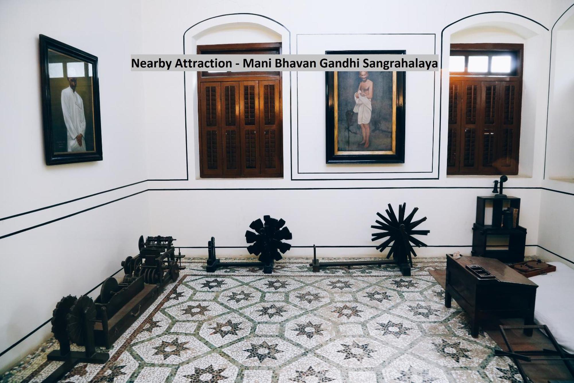 Hotel Sun City Near Saifee Hospital And Hn Reliance Hospital Bombay Extérieur photo