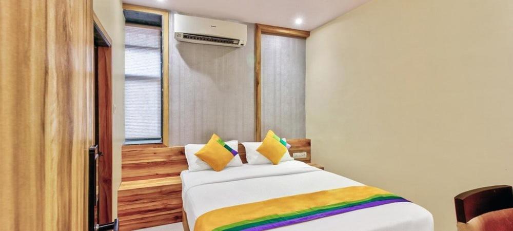 Hotel Sun City Near Saifee Hospital And Hn Reliance Hospital Bombay Extérieur photo