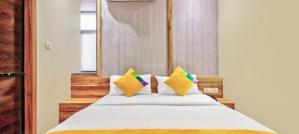 Hotel Sun City Near Saifee Hospital And Hn Reliance Hospital Bombay Extérieur photo